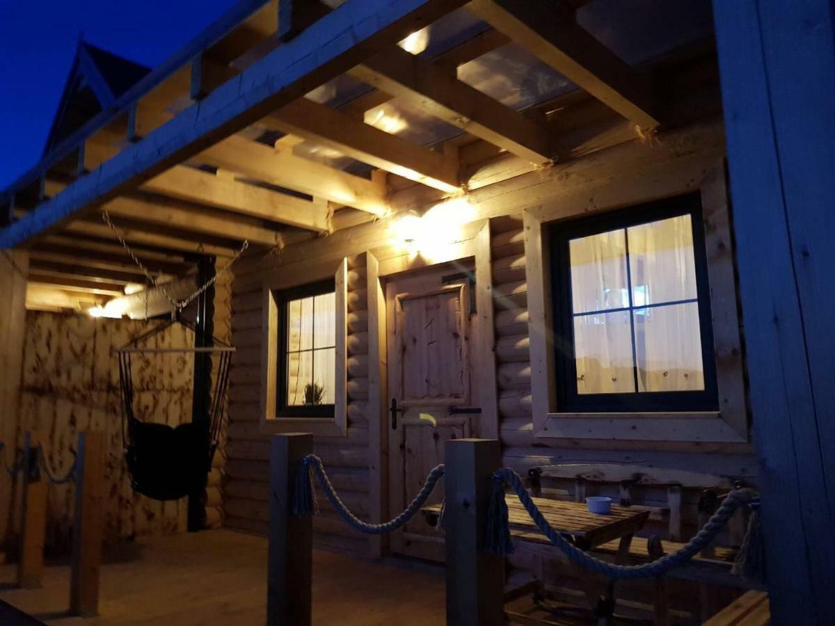 Behappy Woodhouse Villa Jastrzębia Góra Dış mekan fotoğraf